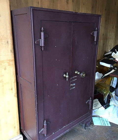 Our team is moving this heavy hall safe to a new home.